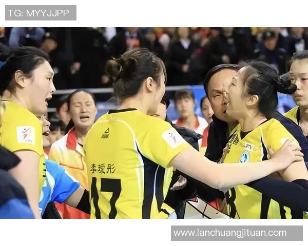 重庆羽毛球队与上海羽毛球队赛后战术分析与复盘探讨